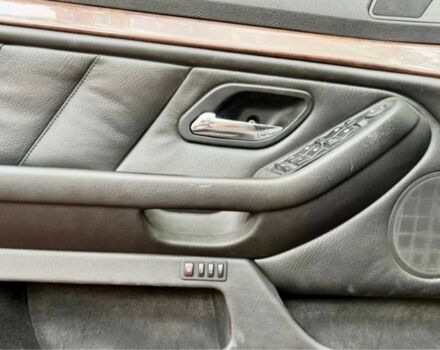 Черный БМВ 5 Серия, объемом двигателя 2.5 л и пробегом 395 тыс. км за 4999 $, фото 11 на Automoto.ua