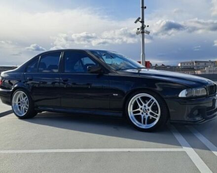 Черный БМВ 5 Серия, объемом двигателя 3 л и пробегом 236 тыс. км за 2350 $, фото 2 на Automoto.ua