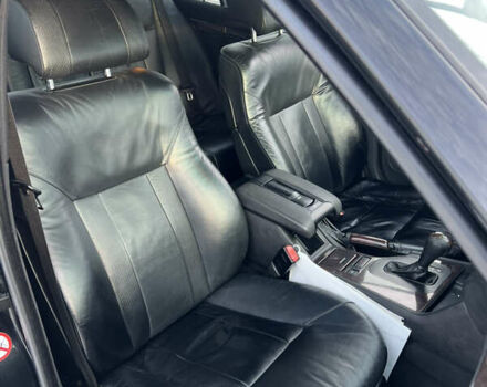 Черный БМВ 5 Серия, объемом двигателя 3 л и пробегом 324 тыс. км за 9200 $, фото 19 на Automoto.ua