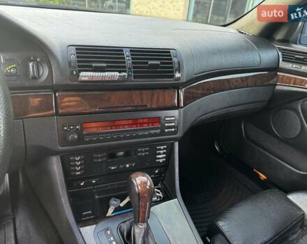 Черный БМВ 5 Серия, объемом двигателя 3 л и пробегом 400 тыс. км за 7000 $, фото 24 на Automoto.ua