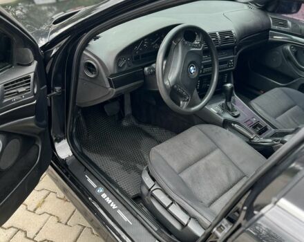 Черный БМВ 5 Серия, объемом двигателя 2.9 л и пробегом 250 тыс. км за 2400 $, фото 2 на Automoto.ua