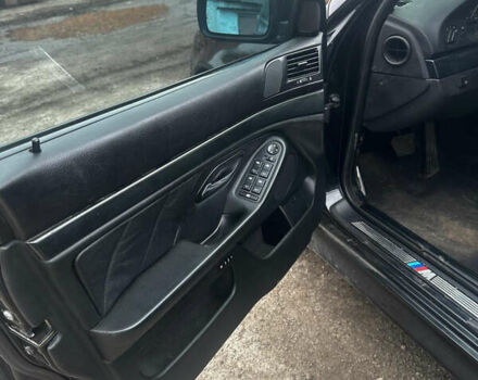 Черный БМВ 5 Серия, объемом двигателя 3 л и пробегом 446 тыс. км за 6500 $, фото 8 на Automoto.ua