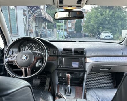 Черный БМВ 5 Серия, объемом двигателя 0 л и пробегом 335 тыс. км за 7700 $, фото 5 на Automoto.ua