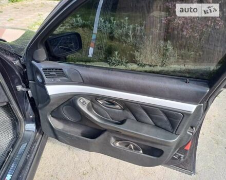 Чорний БМВ 5 Серія, об'ємом двигуна 3 л та пробігом 475 тис. км за 7300 $, фото 19 на Automoto.ua
