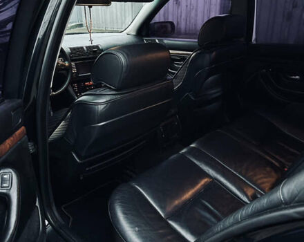 Чорний БМВ 5 Серія, об'ємом двигуна 3 л та пробігом 500 тис. км за 6000 $, фото 18 на Automoto.ua