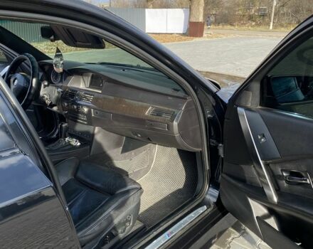 Чорний БМВ 5 Серія, об'ємом двигуна 3 л та пробігом 3 тис. км за 11000 $, фото 6 на Automoto.ua