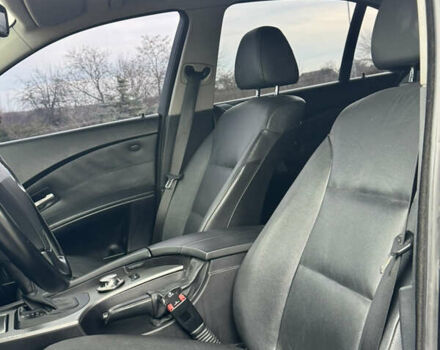 Чорний БМВ 5 Серія, об'ємом двигуна 2.5 л та пробігом 388 тис. км за 7500 $, фото 9 на Automoto.ua