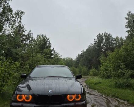 Черный БМВ 5 Серия, объемом двигателя 2.5 л и пробегом 349 тыс. км за 5900 $, фото 4 на Automoto.ua