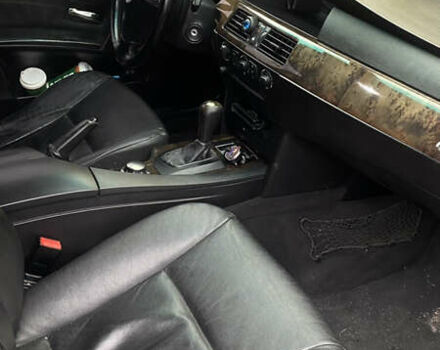 Черный БМВ 5 Серия, объемом двигателя 3 л и пробегом 370 тыс. км за 7500 $, фото 3 на Automoto.ua