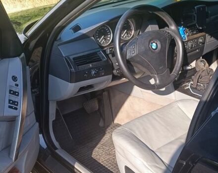 Черный БМВ 5 Серия, объемом двигателя 3 л и пробегом 382 тыс. км за 7600 $, фото 6 на Automoto.ua