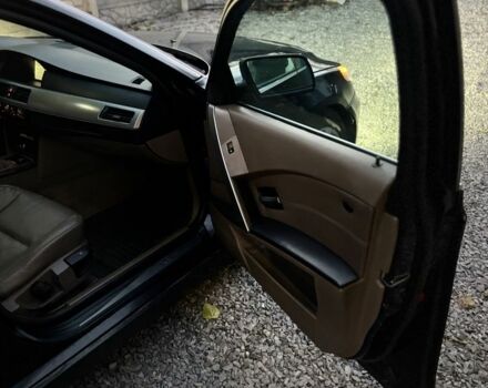 Чорний БМВ 5 Серія, об'ємом двигуна 3 л та пробігом 500 тис. км за 3100 $, фото 22 на Automoto.ua