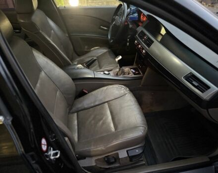 Чорний БМВ 5 Серія, об'ємом двигуна 3 л та пробігом 500 тис. км за 3100 $, фото 17 на Automoto.ua