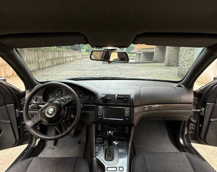 Черный БМВ 5 Серия, объемом двигателя 3 л и пробегом 454 тыс. км за 6999 $, фото 6 на Automoto.ua