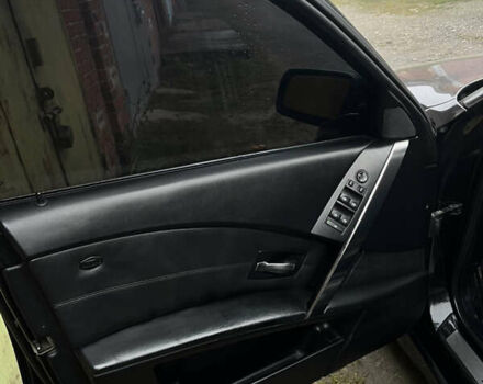 Чорний БМВ 5 Серія, об'ємом двигуна 3 л та пробігом 370 тис. км за 8300 $, фото 22 на Automoto.ua