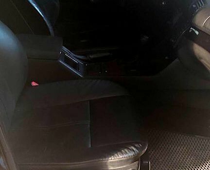 Черный БМВ 5 Серия, объемом двигателя 2.9 л и пробегом 420 тыс. км за 5200 $, фото 4 на Automoto.ua