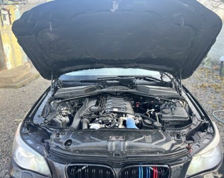 Чорний БМВ 5 Серія, об'ємом двигуна 3 л та пробігом 500 тис. км за 3100 $, фото 14 на Automoto.ua