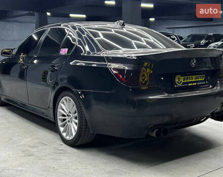 БМВ 5 Серия 2004 в Черновцах на Automoto.ua Черный БМВ 5 Серия, объемом двигателя 2.99 л и пробегом 360 тыс. км за 11400 $, фото 3 на Automoto.ua