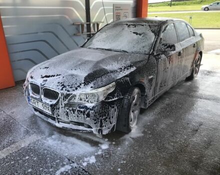 Черный БМВ 5 Серия, объемом двигателя 2.5 л и пробегом 300 тыс. км за 4210 $, фото 4 на Automoto.ua