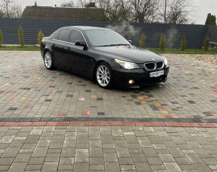 Черный БМВ 5 Серия, объемом двигателя 4.4 л и пробегом 325 тыс. км за 9000 $, фото 6 на Automoto.ua