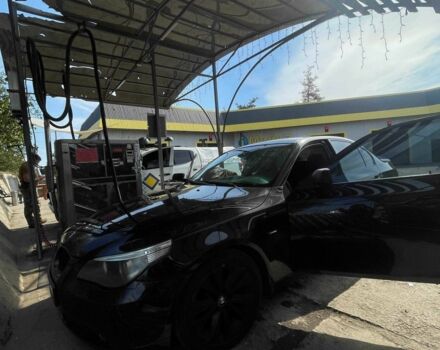 БМВ 5 Серия 2004 в Изюме на Automoto.ua Черный БМВ 5 Серия, объемом двигателя 3 л и пробегом 484 тыс. км за 4300 $, фото 10 на Automoto.ua