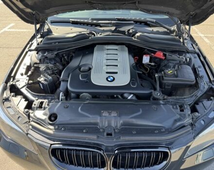 Черный БМВ 5 Серия, объемом двигателя 3 л и пробегом 290 тыс. км за 9000 $, фото 7 на Automoto.ua