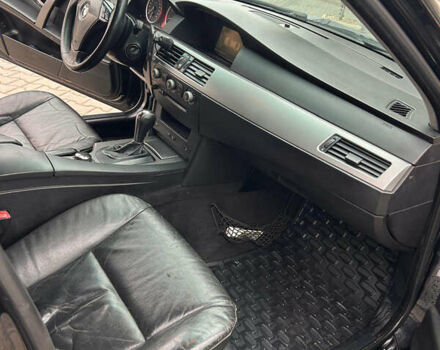 Черный БМВ 5 Серия, объемом двигателя 2.5 л и пробегом 490 тыс. км за 4900 $, фото 18 на Automoto.ua