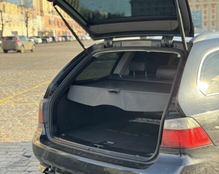 Чорний БМВ 5 Серія, об'ємом двигуна 3 л та пробігом 350 тис. км за 4100 $, фото 6 на Automoto.ua