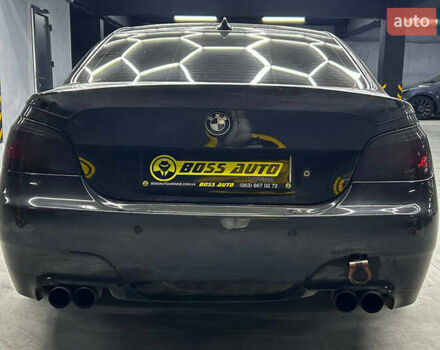 БМВ 5 Серия 2004 в Черновцах на Automoto.ua Черный БМВ 5 Серия, объемом двигателя 2.99 л и пробегом 360 тыс. км за 11400 $, фото 4 на Automoto.ua