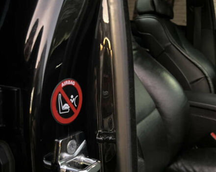 Чорний БМВ 5 Серія, об'ємом двигуна 3 л та пробігом 291 тис. км за 11900 $, фото 58 на Automoto.ua