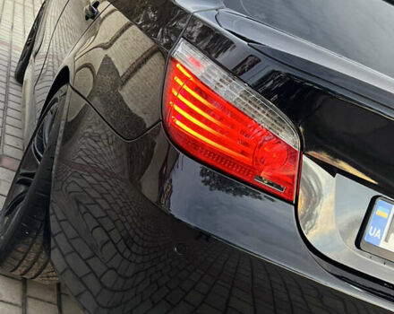 Чорний БМВ 5 Серія, об'ємом двигуна 3 л та пробігом 291 тис. км за 11900 $, фото 13 на Automoto.ua