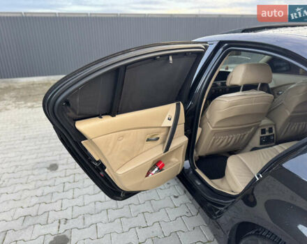 Черный БМВ 5 Серия, объемом двигателя 2.5 л и пробегом 290 тыс. км за 3999 $, фото 26 на Automoto.ua