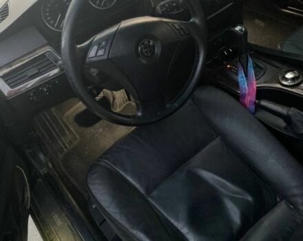 Черный БМВ 5 Серия, объемом двигателя 3 л и пробегом 320 тыс. км за 3600 $, фото 4 на Automoto.ua