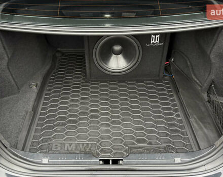 Черный БМВ 5 Серия, объемом двигателя 3 л и пробегом 292 тыс. км за 11500 $, фото 23 на Automoto.ua