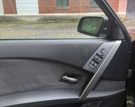 Черный БМВ 5 Серия, объемом двигателя 2.5 л и пробегом 300 тыс. км за 3800 $, фото 10 на Automoto.ua