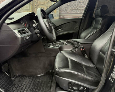 Черный БМВ 5 Серия, объемом двигателя 3 л и пробегом 292 тыс. км за 11500 $, фото 9 на Automoto.ua