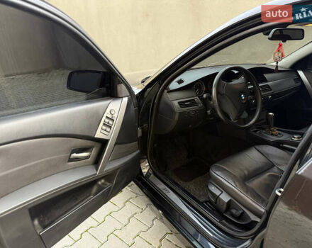 Черный БМВ 5 Серия, объемом двигателя 2.5 л и пробегом 330 тыс. км за 6999 $, фото 3 на Automoto.ua