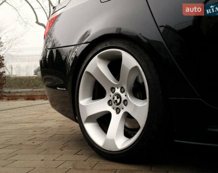 Черный БМВ 5 Серия, объемом двигателя 2.5 л и пробегом 220 тыс. км за 6750 $, фото 8 на Automoto.ua