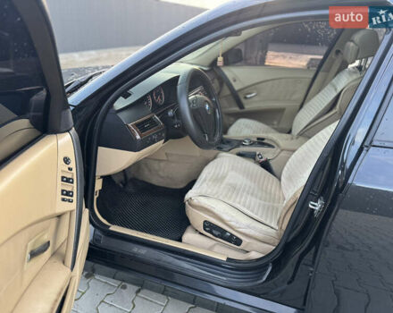 Черный БМВ 5 Серия, объемом двигателя 2.5 л и пробегом 290 тыс. км за 3999 $, фото 30 на Automoto.ua