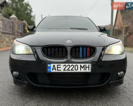 Черный БМВ 5 Серия, объемом двигателя 3 л и пробегом 292 тыс. км за 11500 $, фото 1 на Automoto.ua