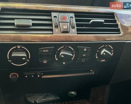 Чорний БМВ 5 Серія, об'ємом двигуна 2.5 л та пробігом 300 тис. км за 10000 $, фото 4 на Automoto.ua