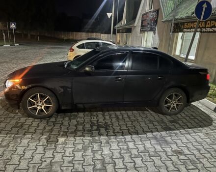 Черный БМВ 5 Серия, объемом двигателя 3 л и пробегом 400 тыс. км за 3850 $, фото 8 на Automoto.ua