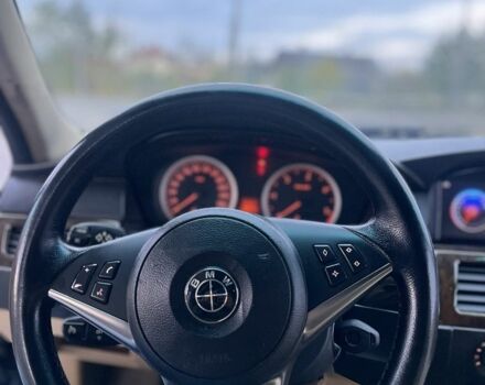 Черный БМВ 5 Серия, объемом двигателя 3 л и пробегом 400 тыс. км за 4500 $, фото 10 на Automoto.ua