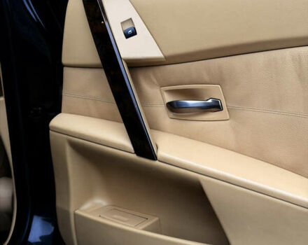 Черный БМВ 5 Серия, объемом двигателя 2.5 л и пробегом 220 тыс. км за 6750 $, фото 34 на Automoto.ua