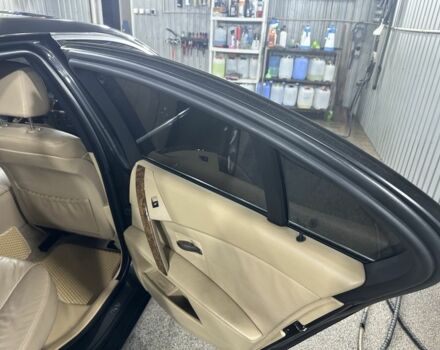 Черный БМВ 5 Серия, объемом двигателя 3 л и пробегом 389 тыс. км за 7800 $, фото 14 на Automoto.ua