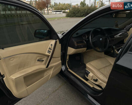Черный БМВ 5 Серия, объемом двигателя 2.5 л и пробегом 240 тыс. км за 7800 $, фото 12 на Automoto.ua