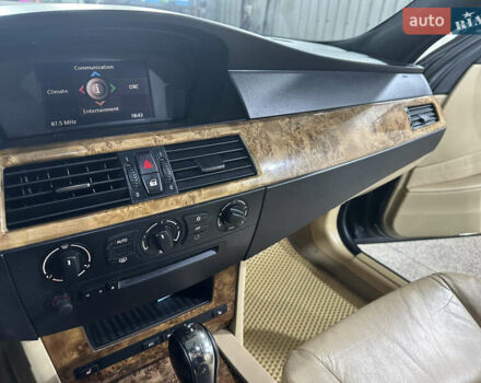 Черный БМВ 5 Серия, объемом двигателя 3 л и пробегом 389 тыс. км за 7800 $, фото 22 на Automoto.ua