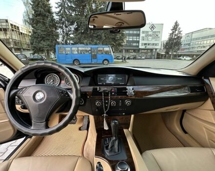 Черный БМВ 5 Серия, объемом двигателя 3 л и пробегом 277 тыс. км за 12800 $, фото 5 на Automoto.ua