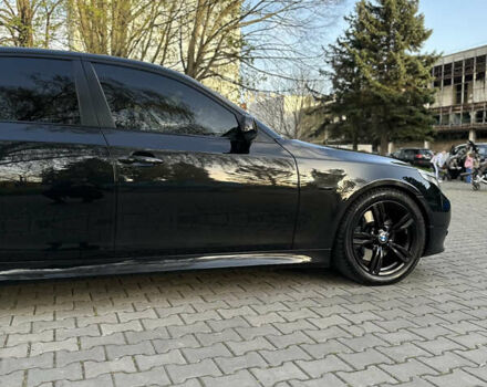 Черный БМВ 5 Серия, объемом двигателя 2.99 л и пробегом 275 тыс. км за 13000 $, фото 6 на Automoto.ua