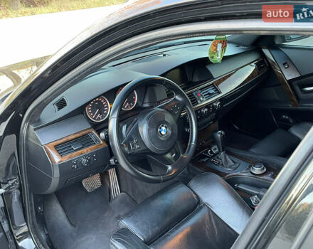 Черный БМВ 5 Серия, объемом двигателя 2.5 л и пробегом 409 тыс. км за 8999 $, фото 13 на Automoto.ua