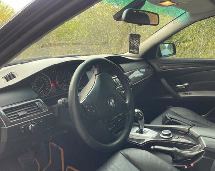 Черный БМВ 5 Серия, объемом двигателя 2.49 л и пробегом 251 тыс. км за 8300 $, фото 9 на Automoto.ua